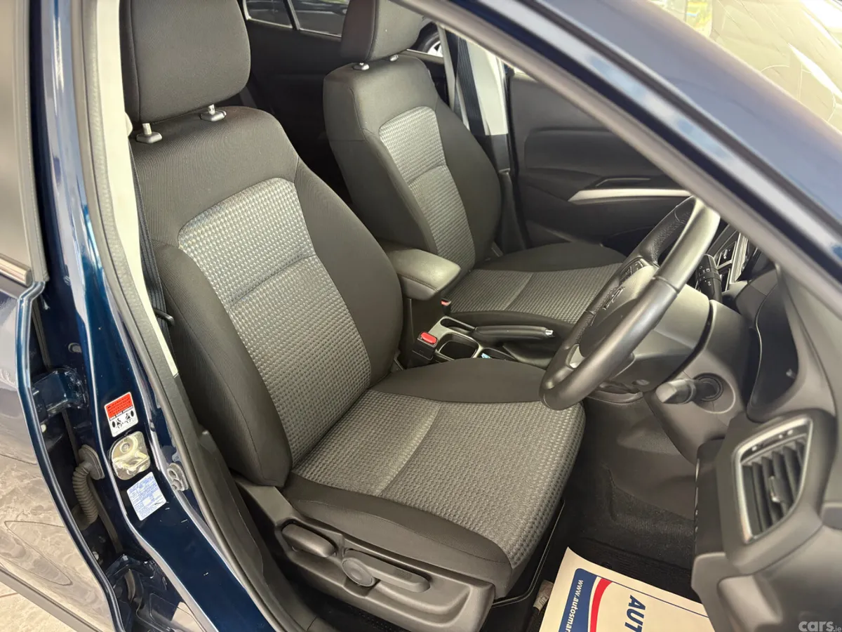 Suzuki SX4 S-Cross SUV, Petrol Hybrid, 2023, Blue