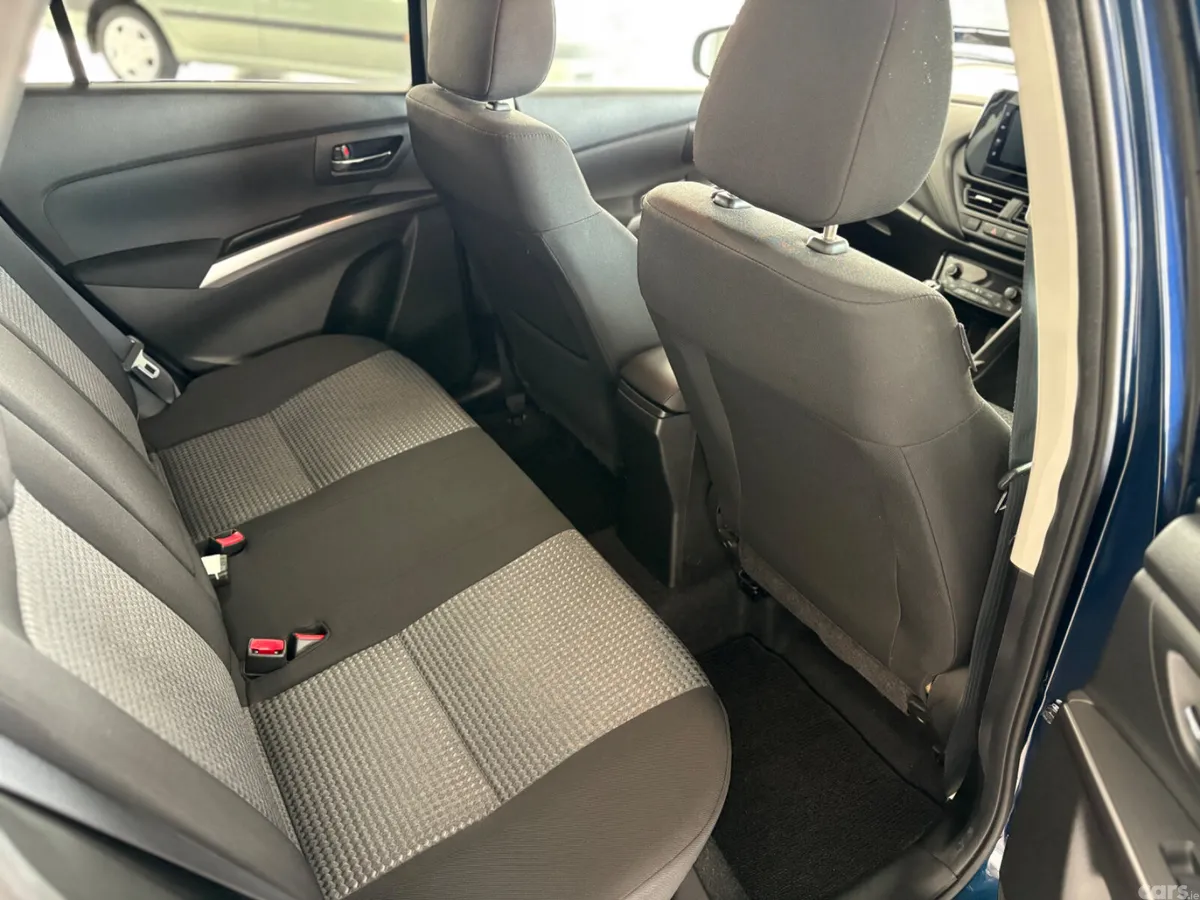 Suzuki SX4 S-Cross SUV, Petrol Hybrid, 2023, Blue