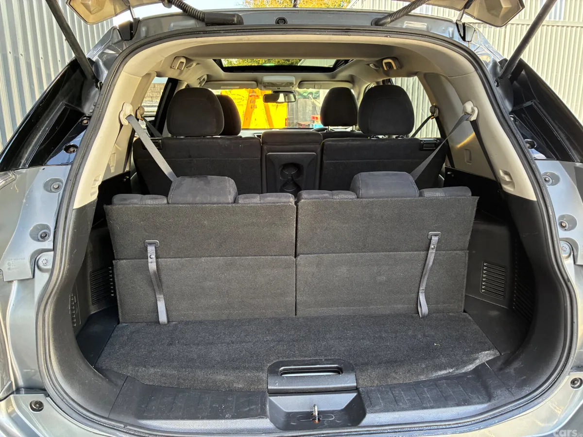 Nissan X-Trail SUV, Diesel, 2016, Grey