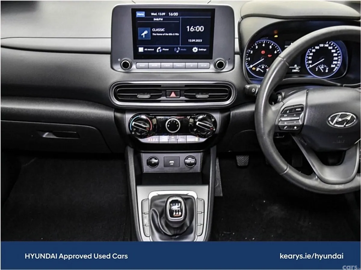 Hyundai KONA SUV, Petrol, 2021, Black