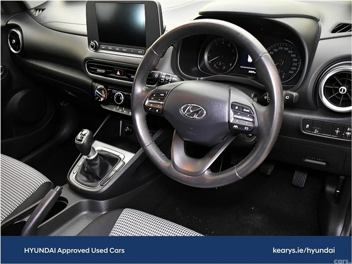 Hyundai KONA SUV, Petrol, 2021, Black