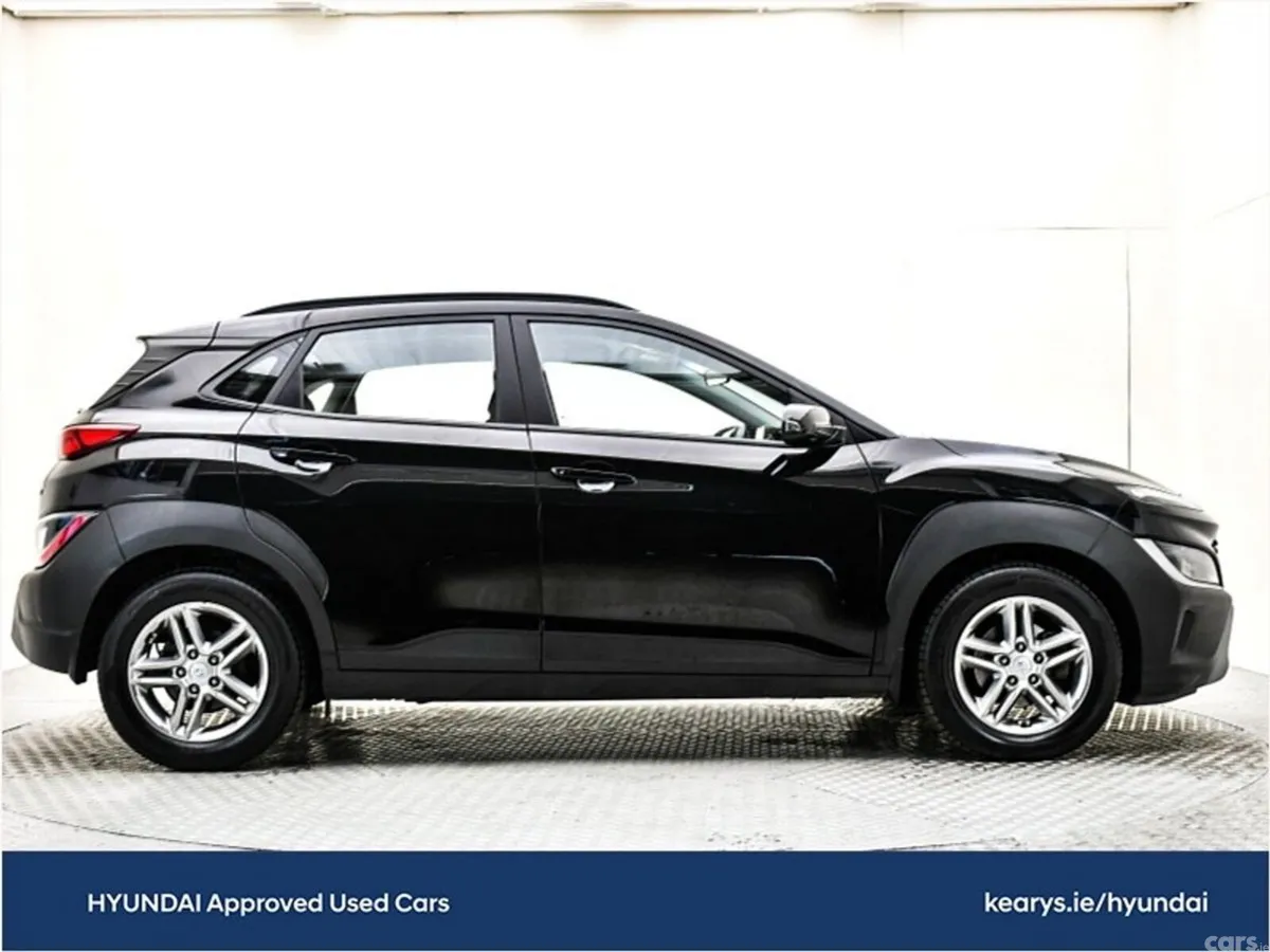 Hyundai KONA SUV, Petrol, 2021, Black