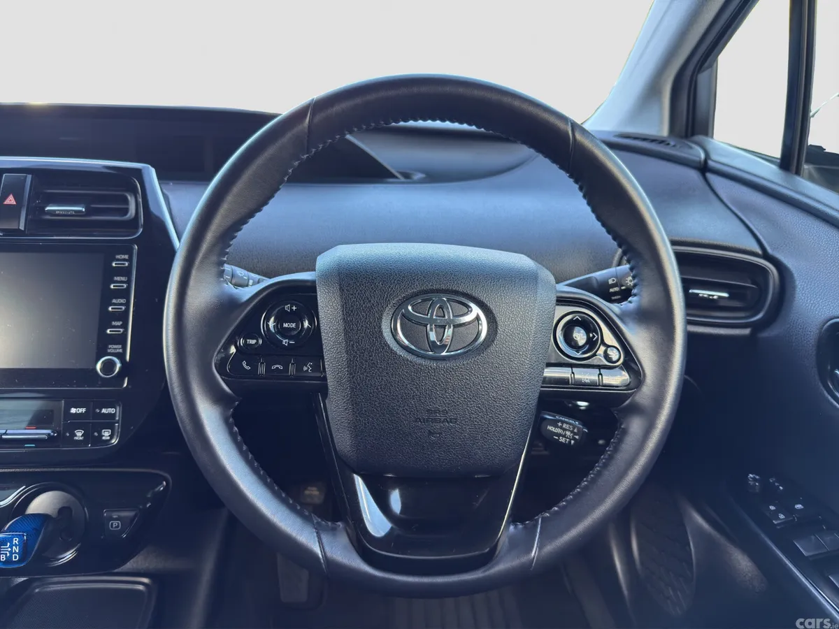 Toyota Prius Hatchback, Petrol Hybrid, 2022, White