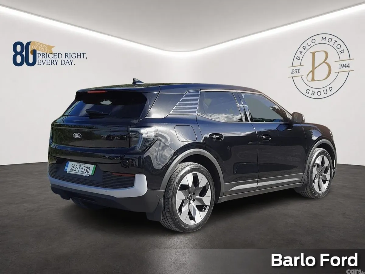 Ford Explorer MPV, Electric, 2026, Black