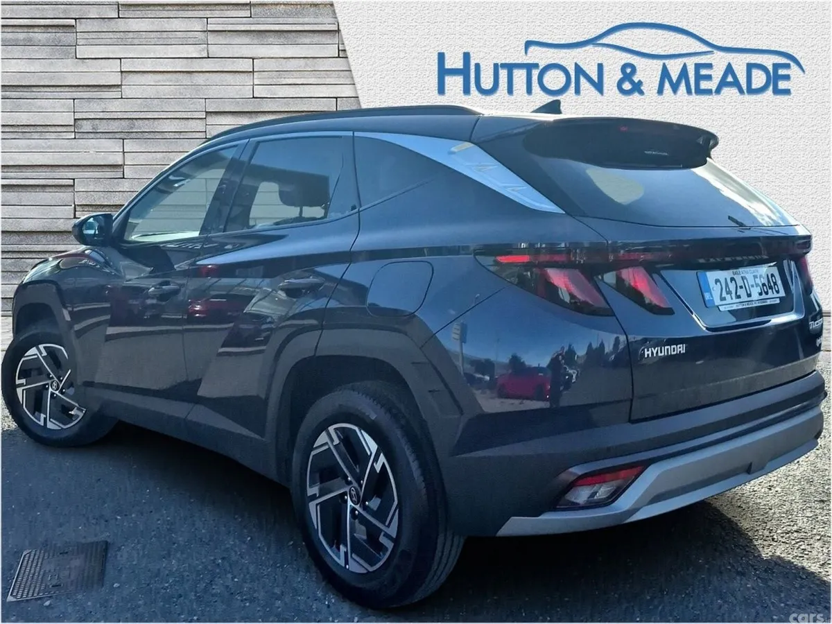 Hyundai Tucson SUV, Petrol Hybrid, 2024, Blue