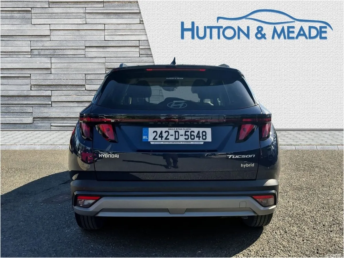Hyundai Tucson SUV, Petrol Hybrid, 2024, Blue