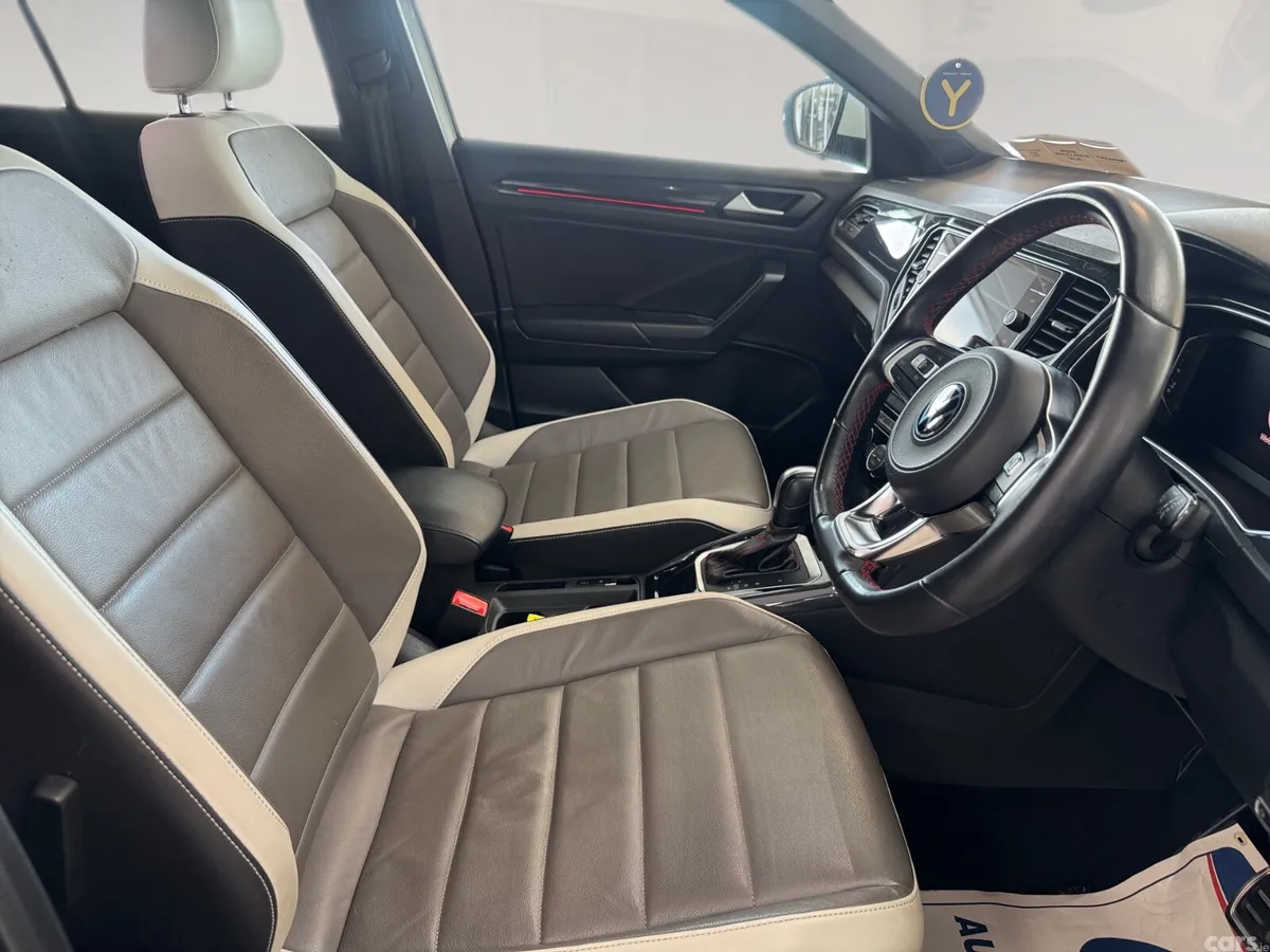 Volkswagen T-Roc SUV, Diesel, 2021, White