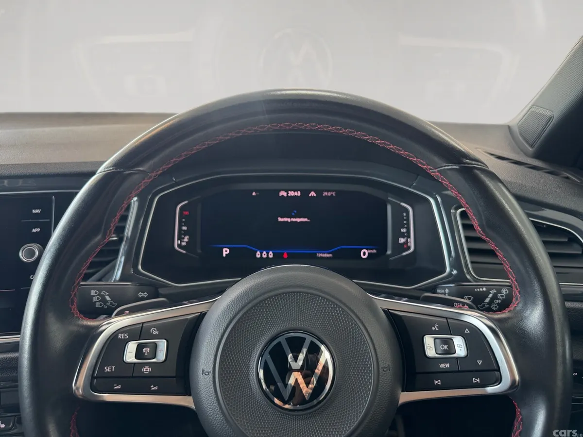 Volkswagen T-Roc SUV, Diesel, 2021, White