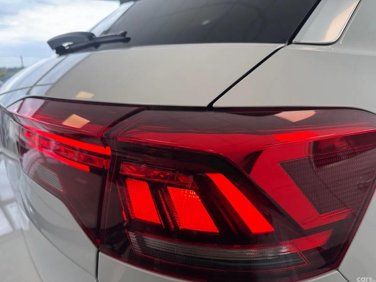 Volkswagen T-Roc SUV, Diesel, 2021, White