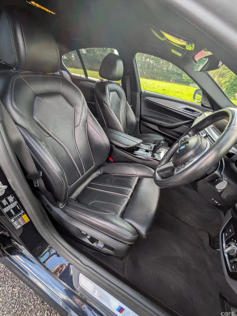 BMW 5-Series Saloon, Petrol Plug-in Hybrid, 2018, Black