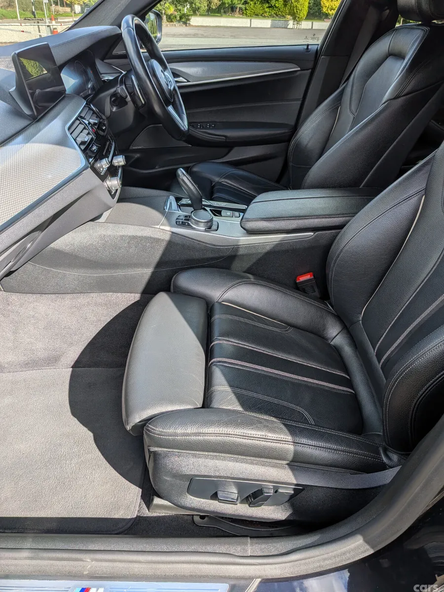 BMW 5-Series Saloon, Petrol Plug-in Hybrid, 2018, Black