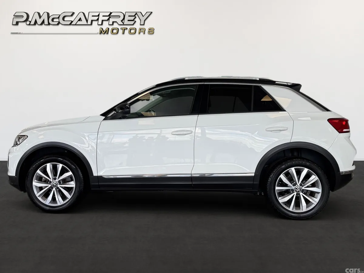 Volkswagen T-Roc SUV, Diesel, 2022, White