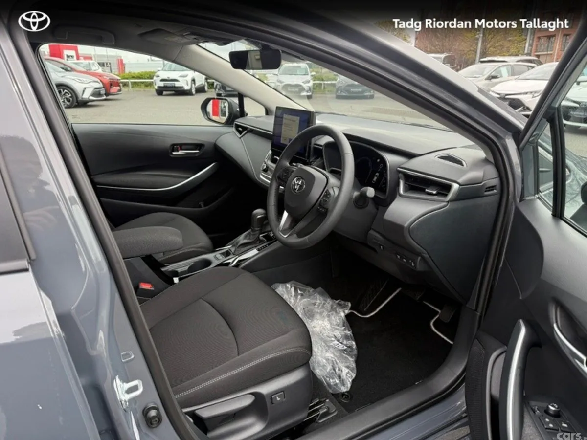 Toyota Corolla Saloon, Petrol Hybrid, 2026, Grey