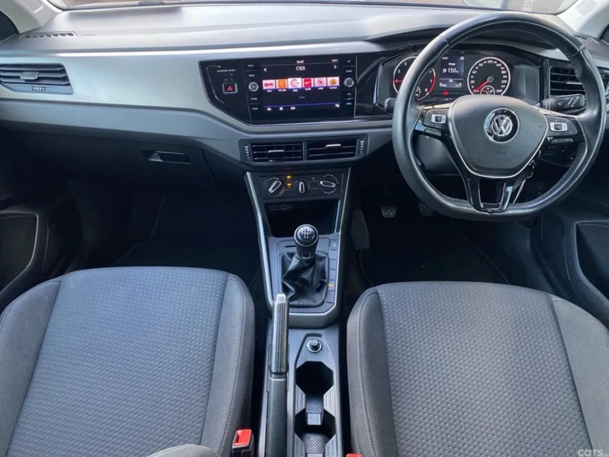 Volkswagen Polo Hatchback, Petrol, 2020, Blue