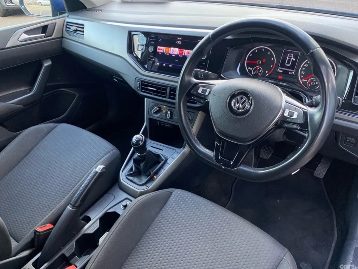 Volkswagen Polo Hatchback, Petrol, 2020, Blue
