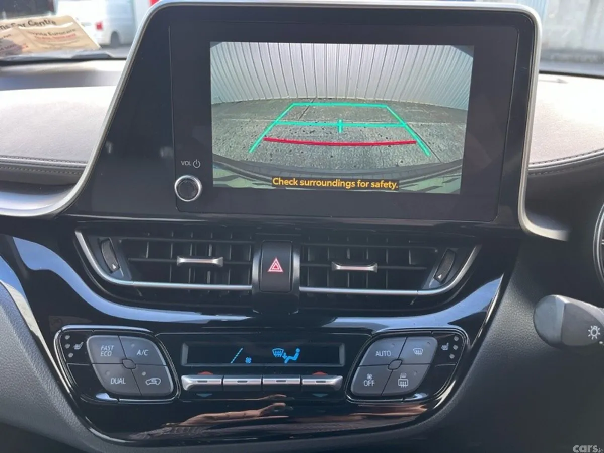 Toyota C-HR SUV, Petrol Hybrid, 2023, Grey