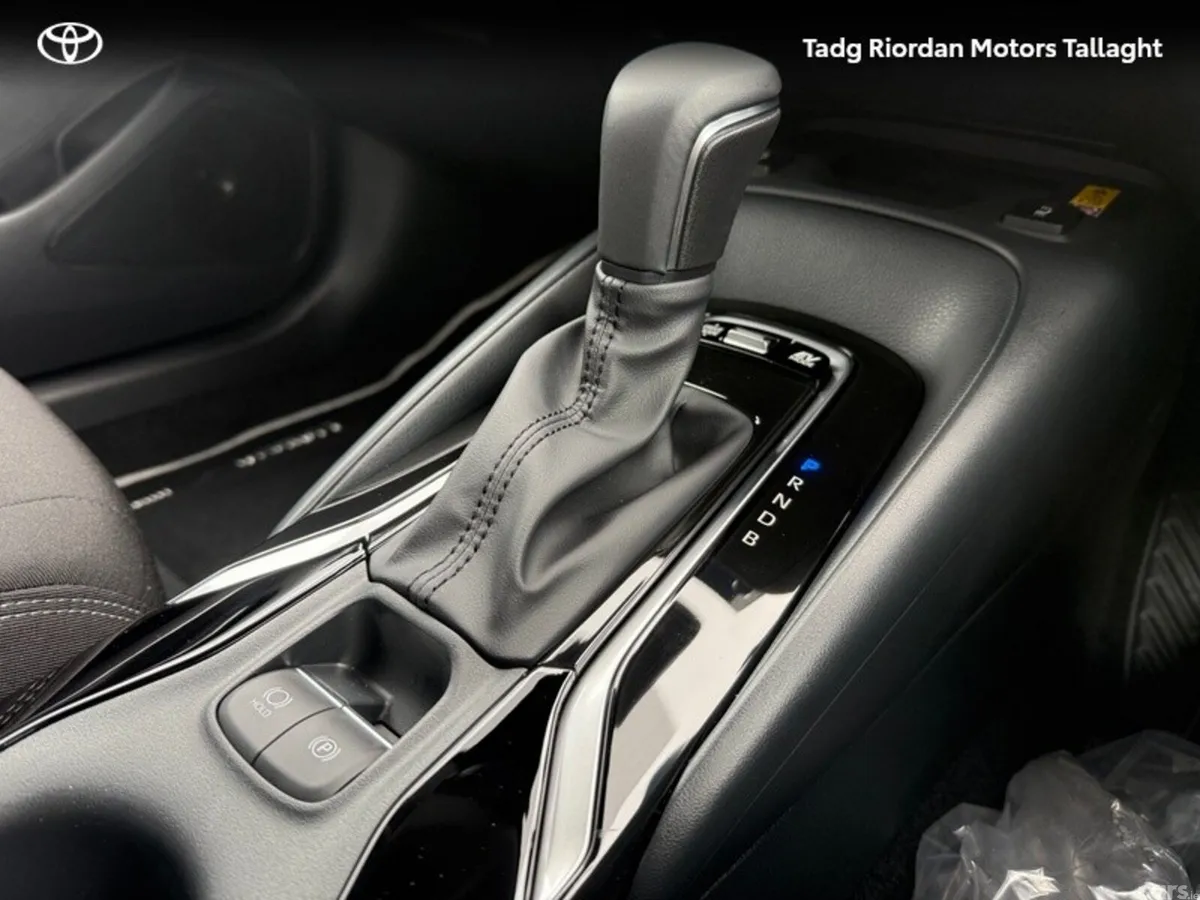 Toyota Corolla Saloon, Petrol Hybrid, 2026, Grey