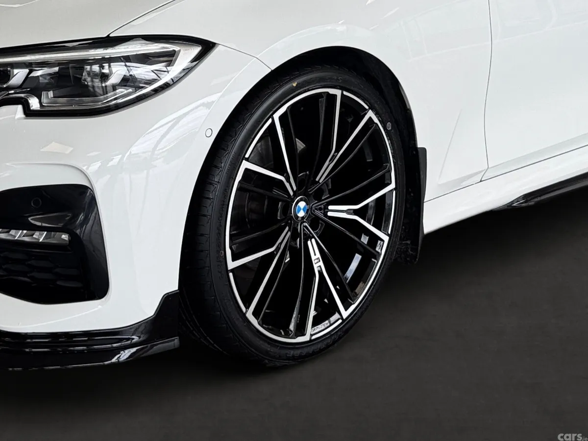 BMW 3-Series Saloon, Diesel, 2022, White