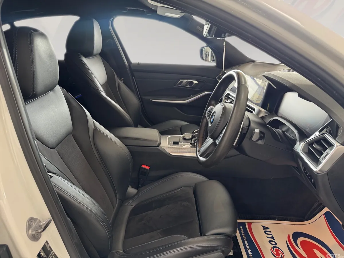 BMW 3-Series Saloon, Diesel, 2022, White