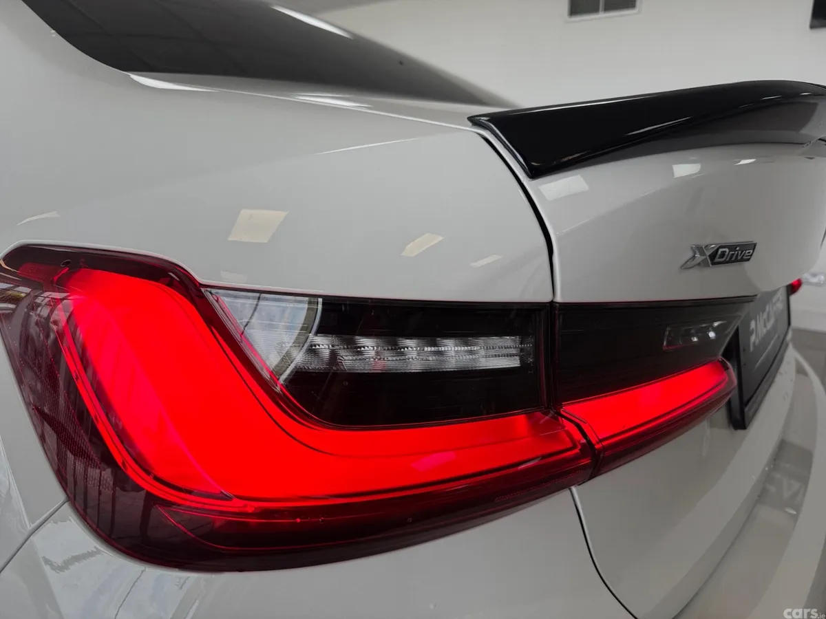 BMW 3-Series Saloon, Diesel, 2022, White