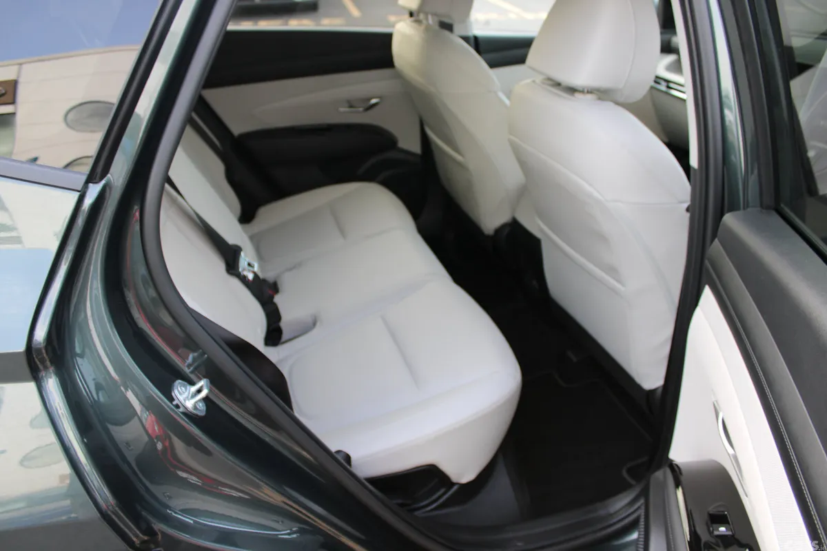 Hyundai Tucson SUV, Diesel, 2026, Green