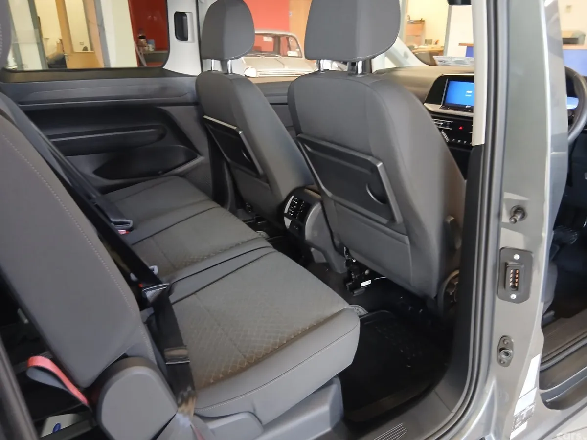 Ford Tourneo Connect MPV, Diesel, 2025, Grey