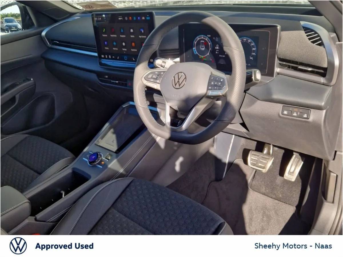Volkswagen T-Roc SUV, Petrol, 2026, Black