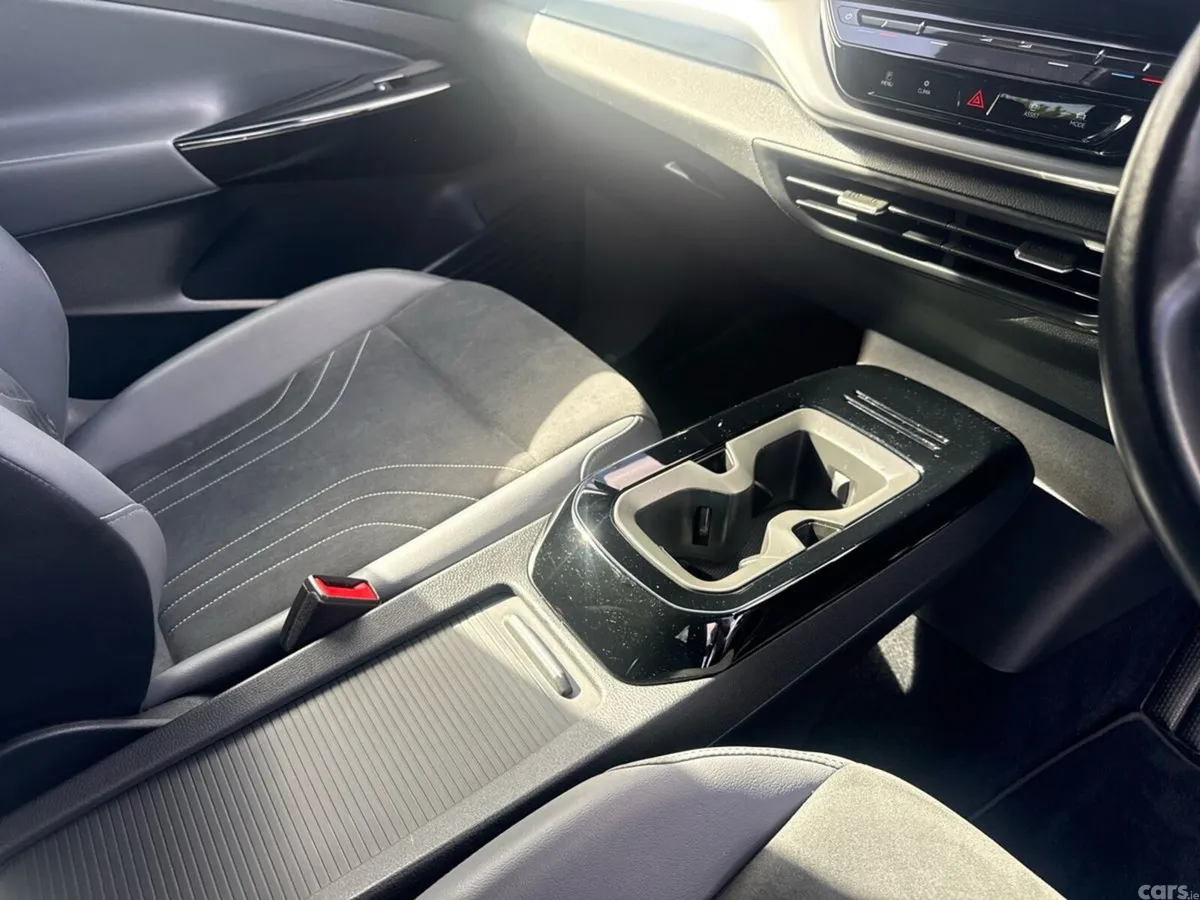 Volkswagen ID.4 Estate, Electric, 2023, Grey