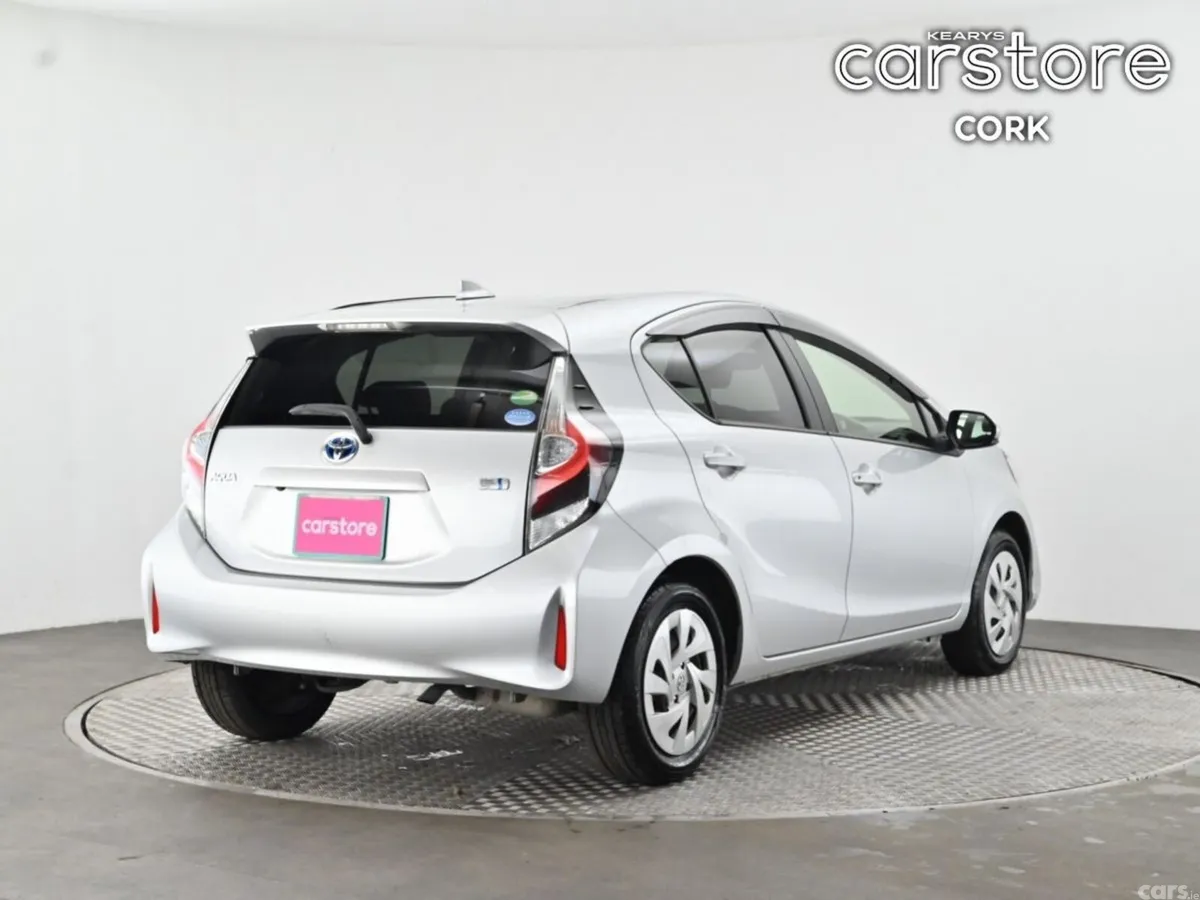 Toyota Aqua Hatchback, Petrol Hybrid, 2021, Silver