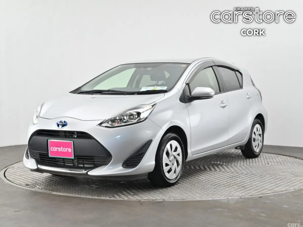 Toyota Aqua Hatchback, Petrol Hybrid, 2021, Silver