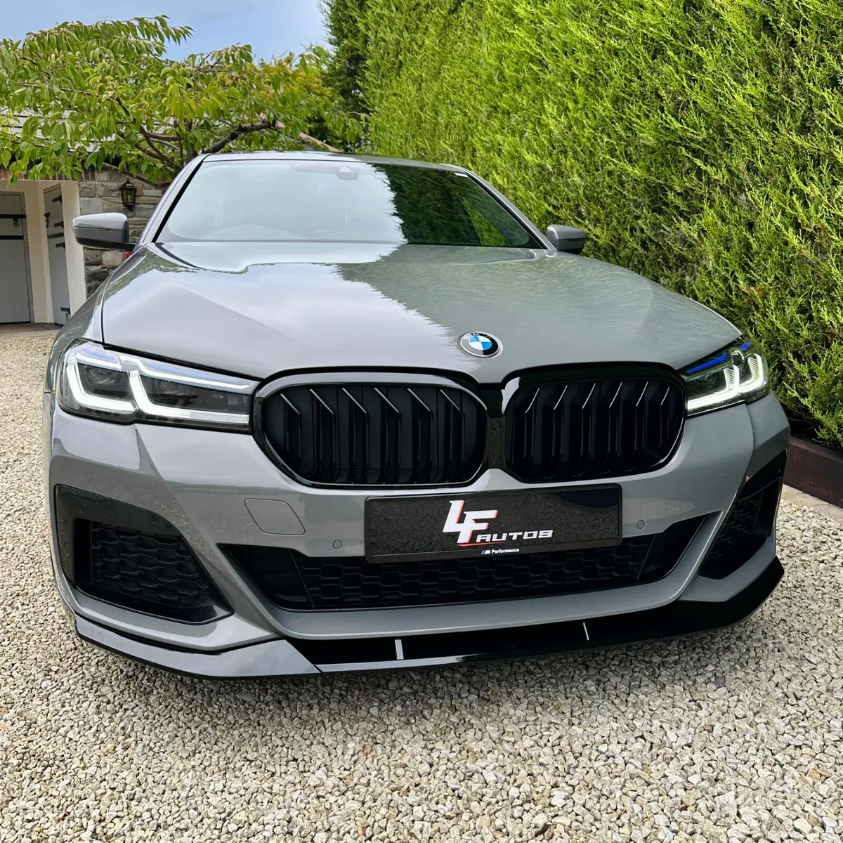 BMW 5-Series Saloon, Diesel Hybrid, 2021, Grey