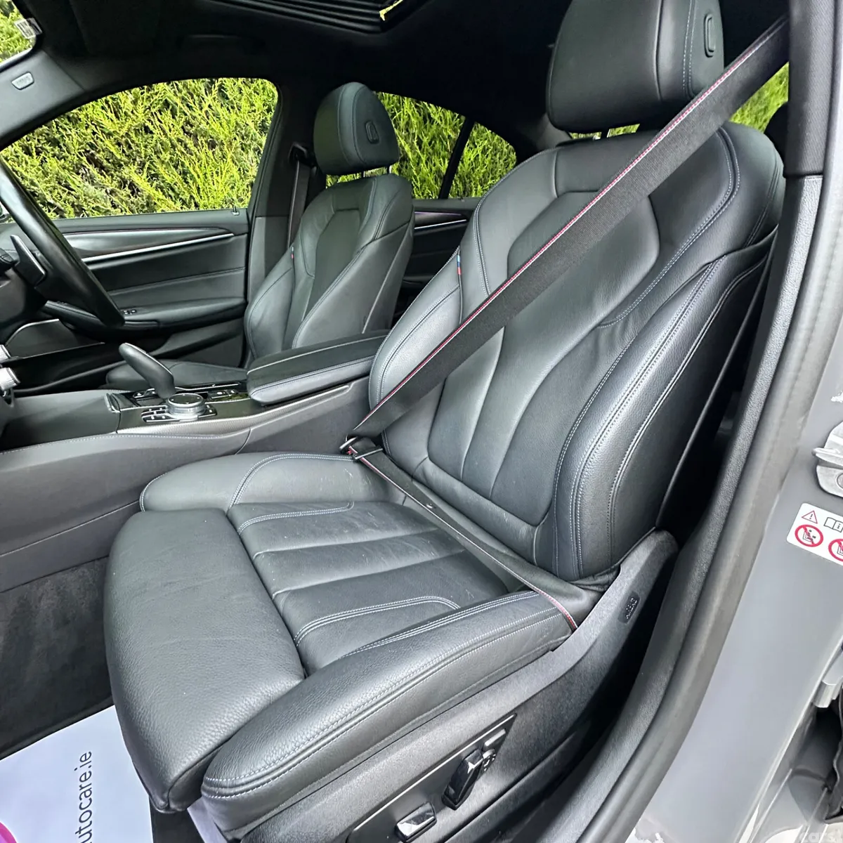 BMW 5-Series Saloon, Diesel Hybrid, 2021, Grey