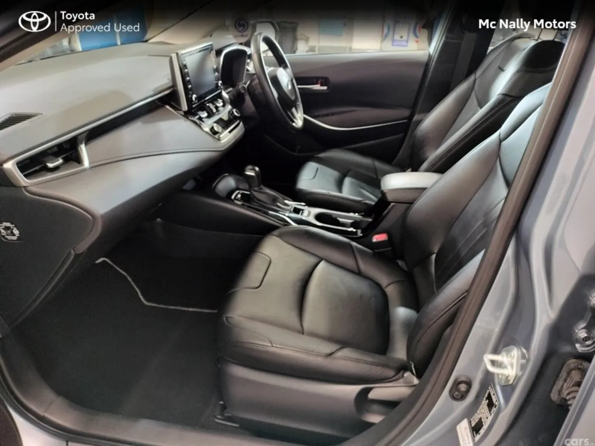 Toyota Corolla Saloon, Petrol Hybrid, 2022, Grey