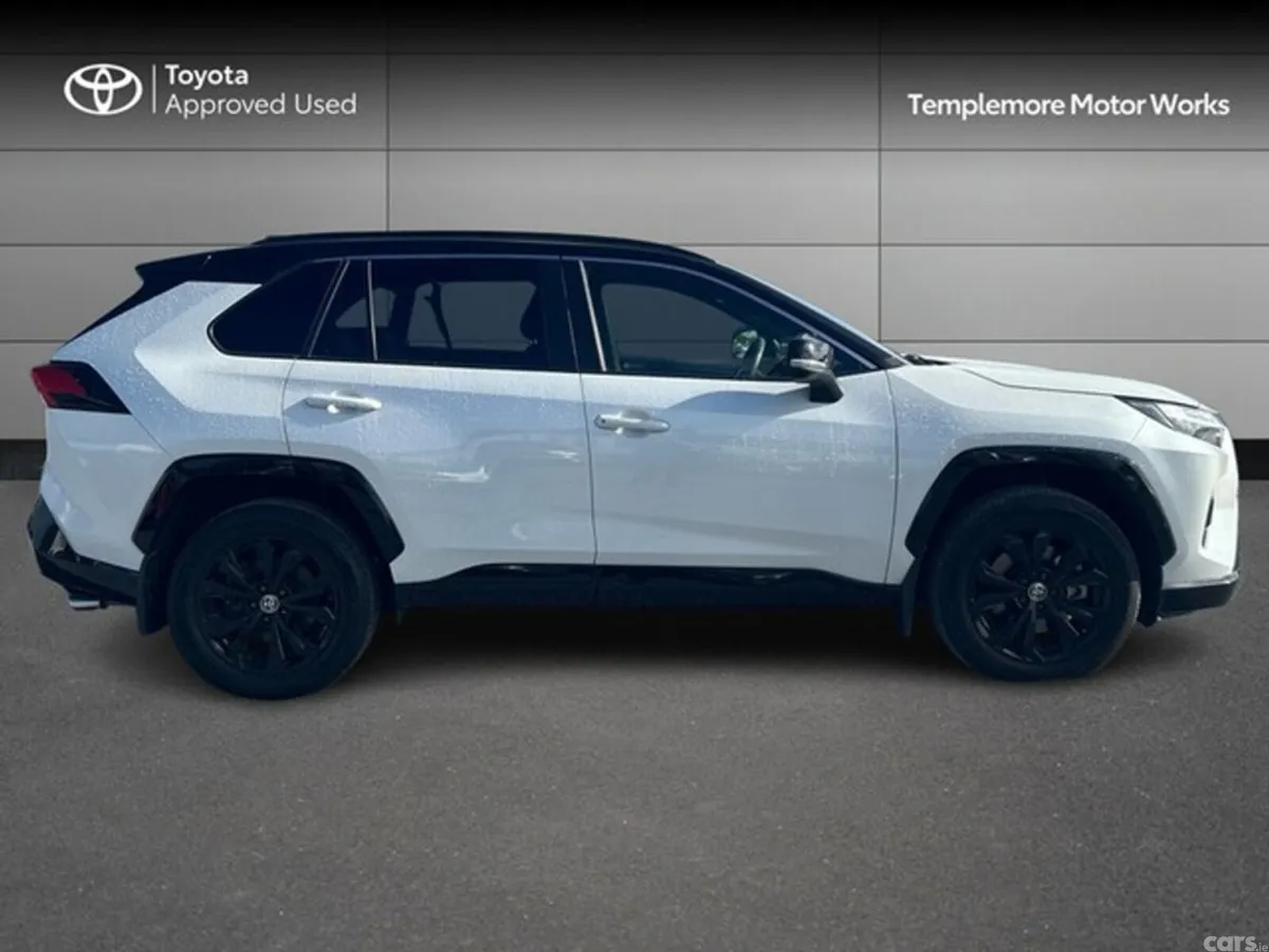 Toyota RAV4 SUV, Petrol Hybrid, 2023, White
