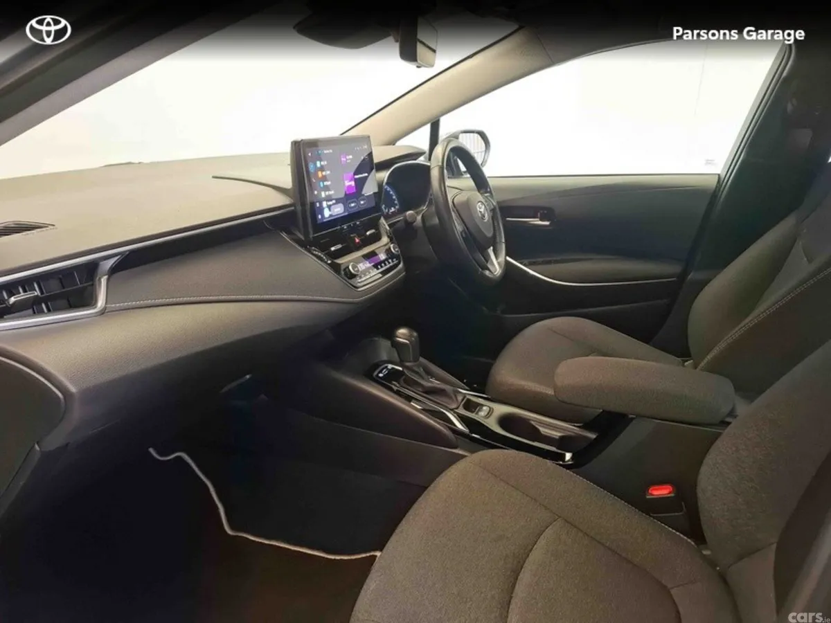 Toyota Corolla Saloon, Petrol Hybrid, 2021, Grey