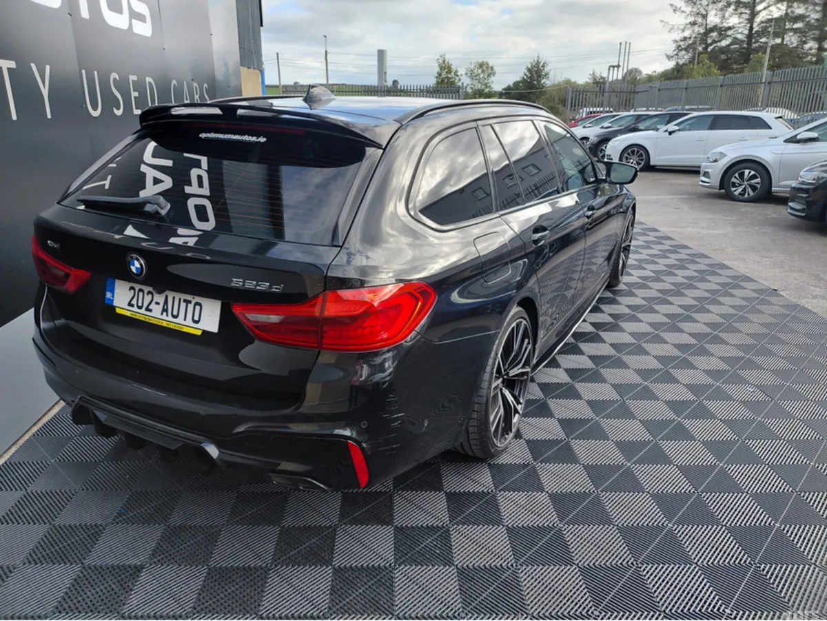 BMW 5-Series Estate, Diesel, 2020, Black