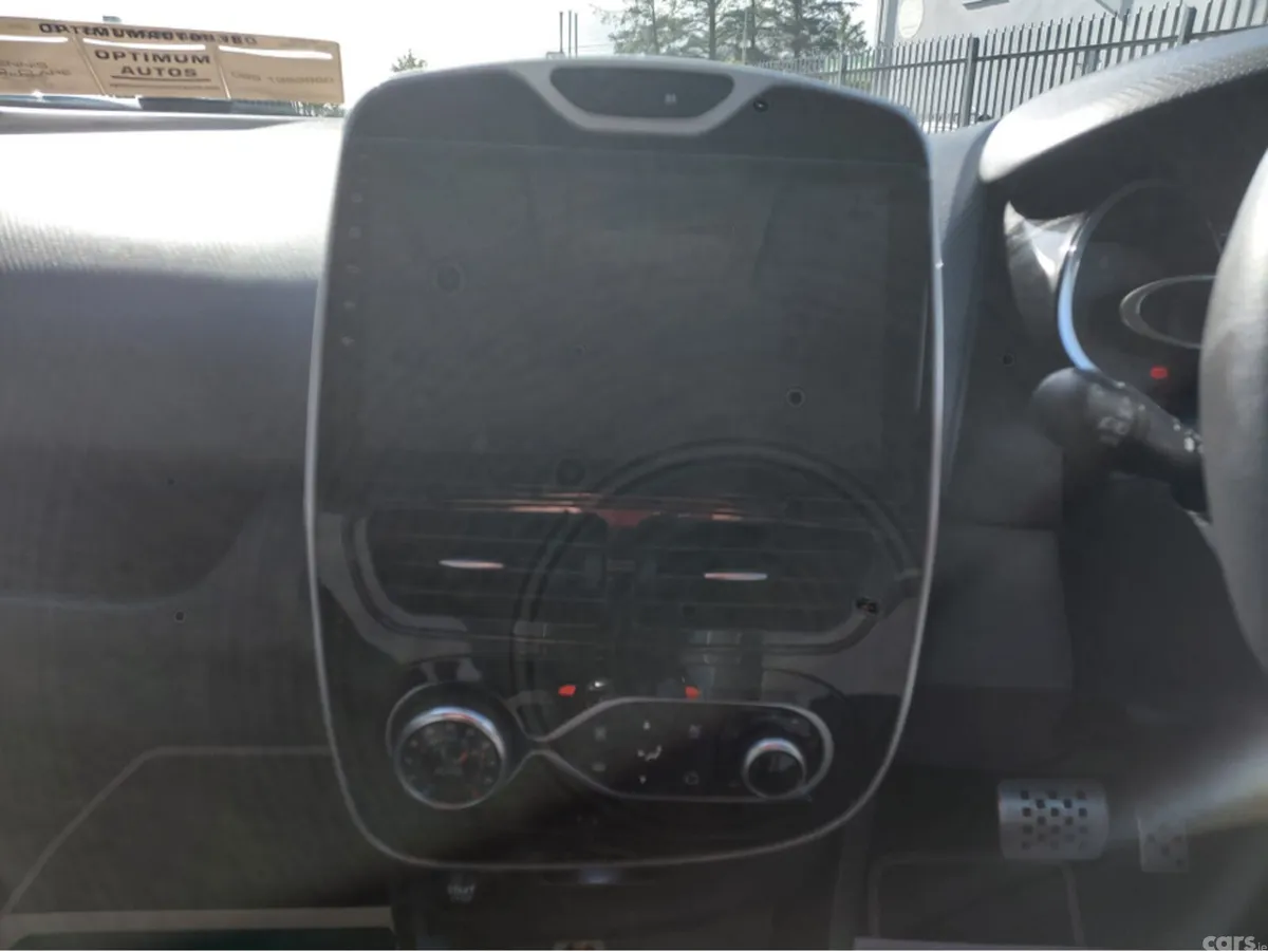 Renault Clio Hatchback, Petrol, 2016, Blue