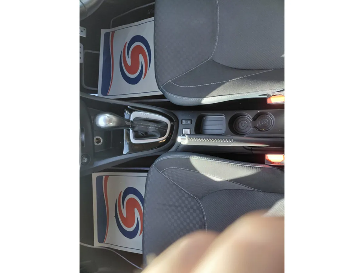 Renault Clio Hatchback, Petrol, 2016, Blue