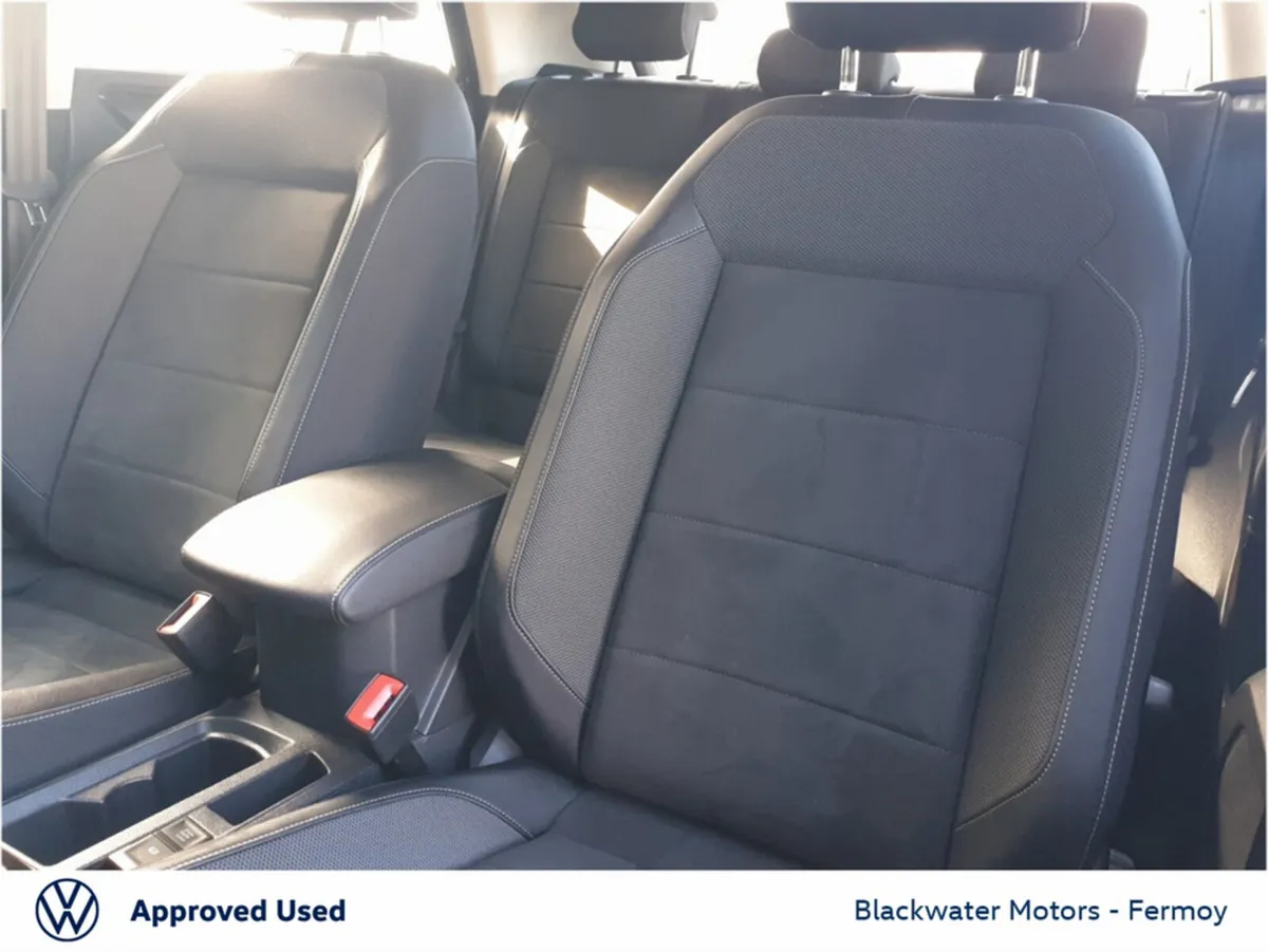 Volkswagen T-Roc SUV, Diesel, 2023, Black