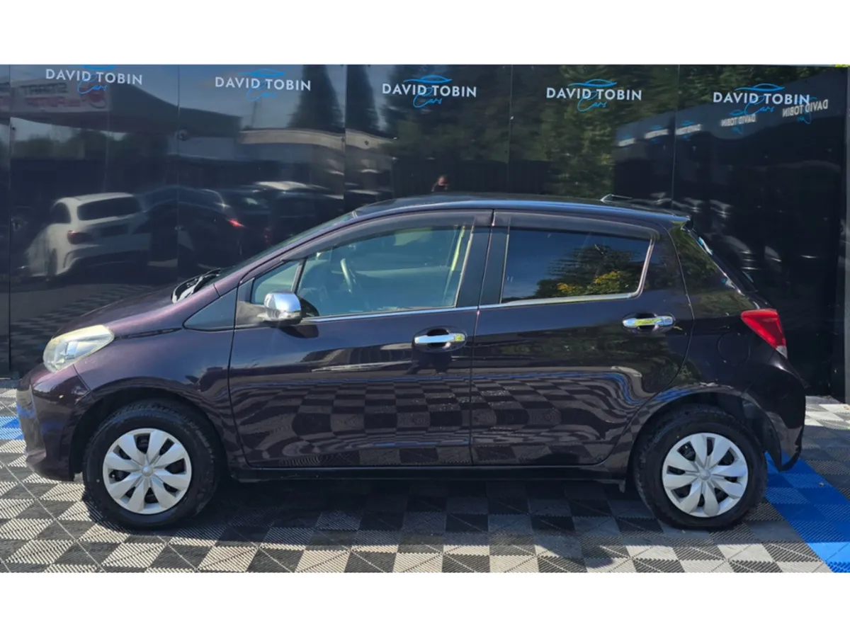 Toyota Vitz Hatchback, Petrol, 2015, Purple