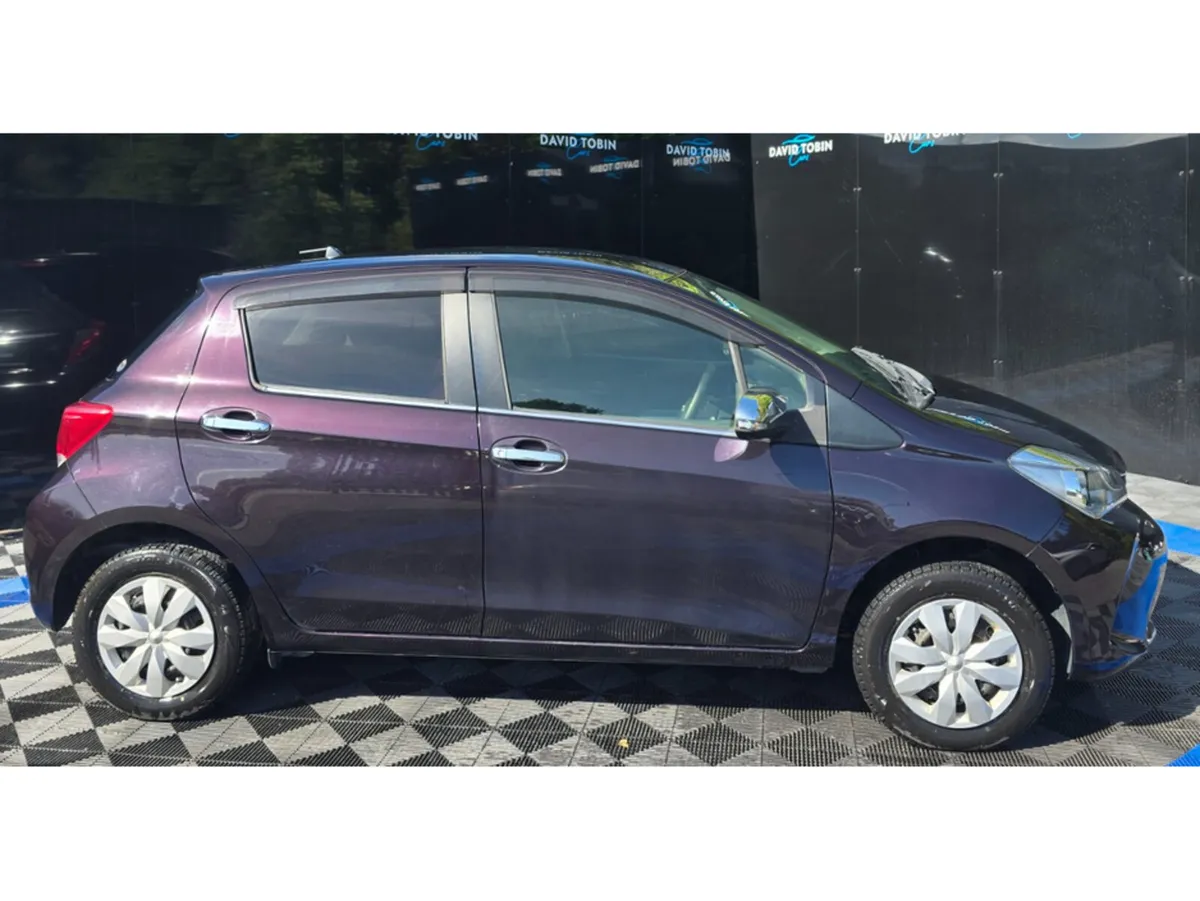 Toyota Vitz Hatchback, Petrol, 2015, Purple