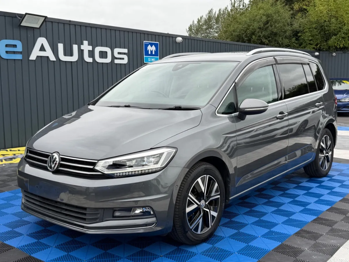 Volkswagen Touran MPV, Diesel, 2020, Grey