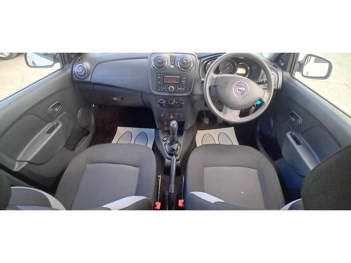 Dacia Sandero Hatchback, Petrol, 2015, White