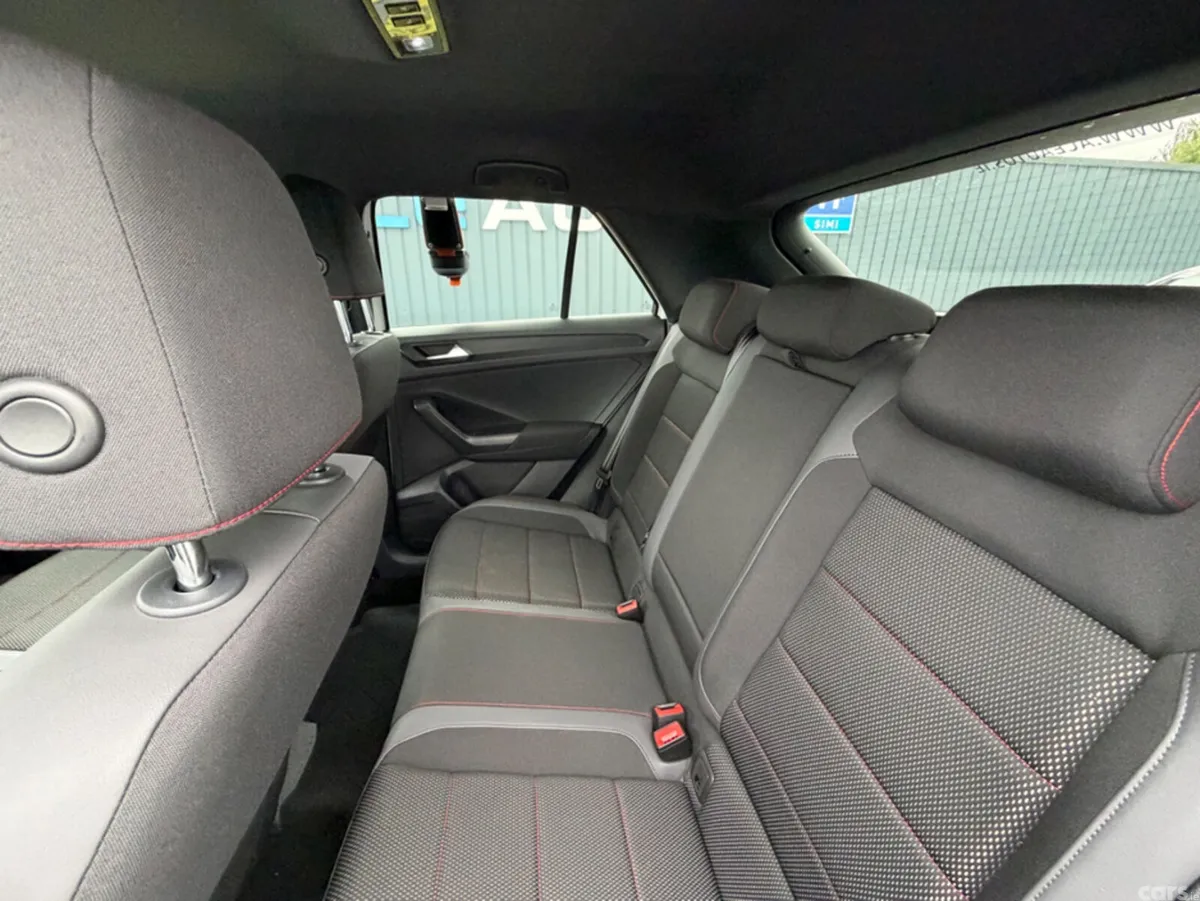 Volkswagen T-Roc SUV, Diesel, 2021, White