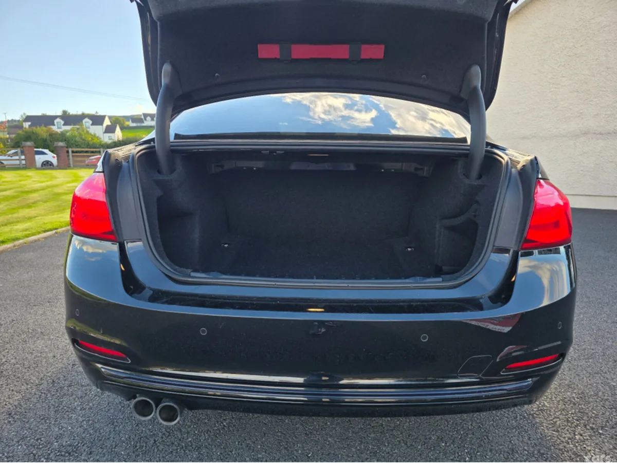 BMW 3-Series Saloon, Diesel, 2015, Black
