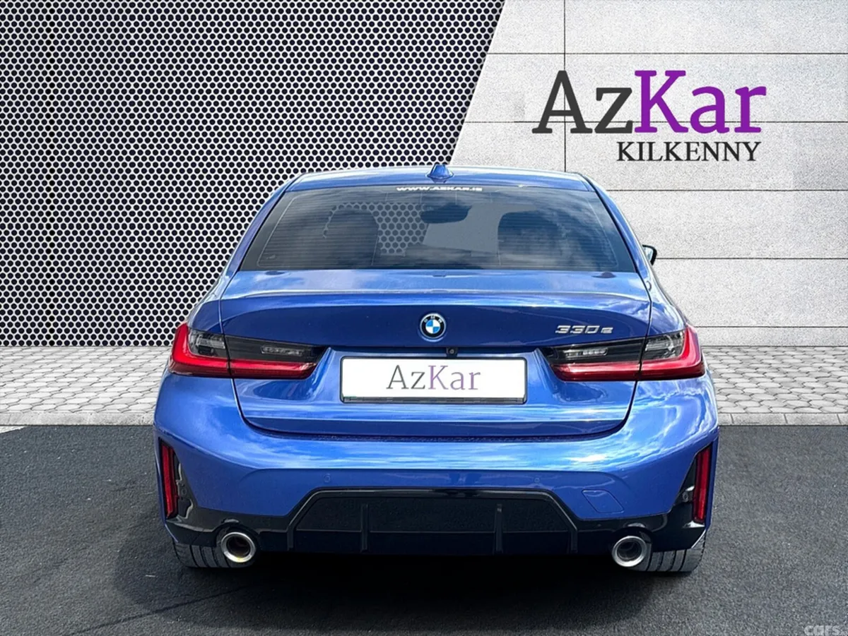 BMW 3-Series Saloon, Petrol Plug-in Hybrid, 2023, Blue
