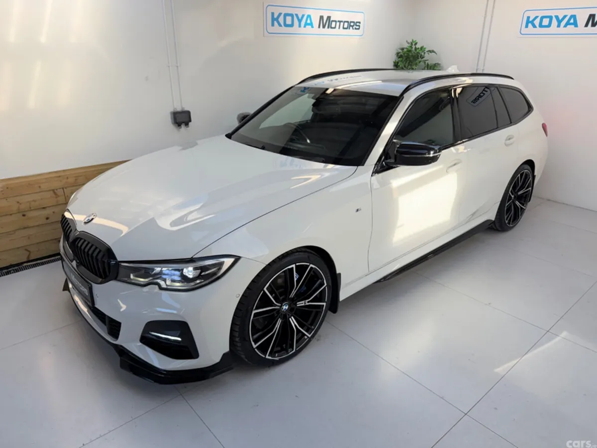 BMW 3-Series Estate, Diesel, 2021, White
