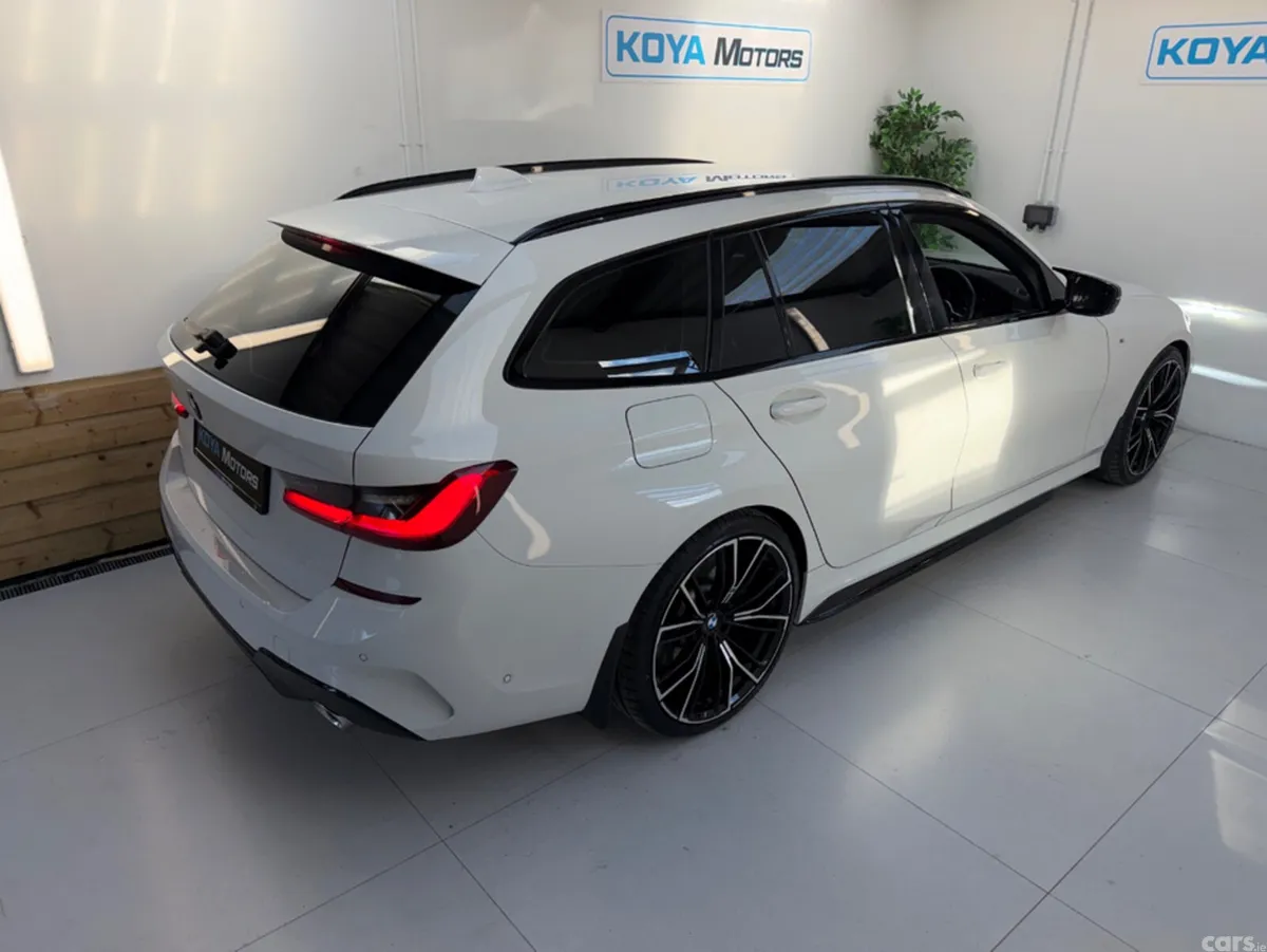 BMW 3-Series Estate, Diesel, 2021, White