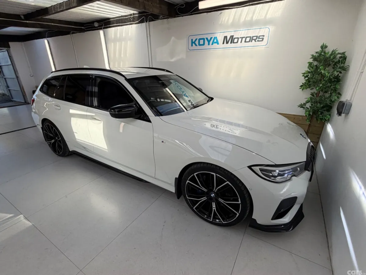 BMW 3-Series Estate, Diesel, 2021, White