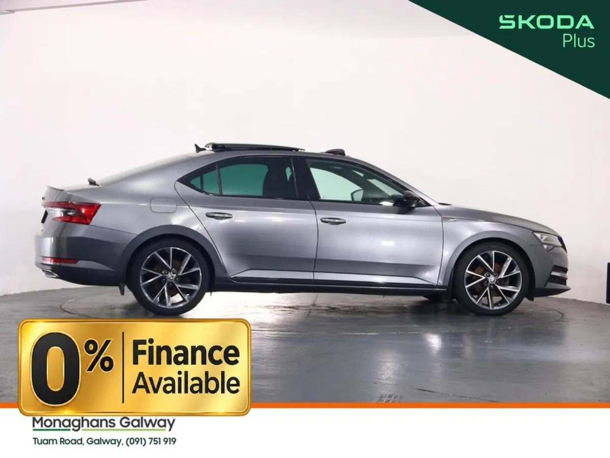 Skoda Superb Hatchback, Diesel, 2023, Grey